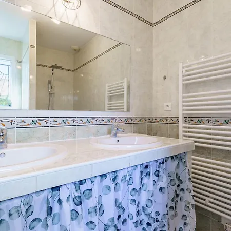 Lore Landa By Interhome *